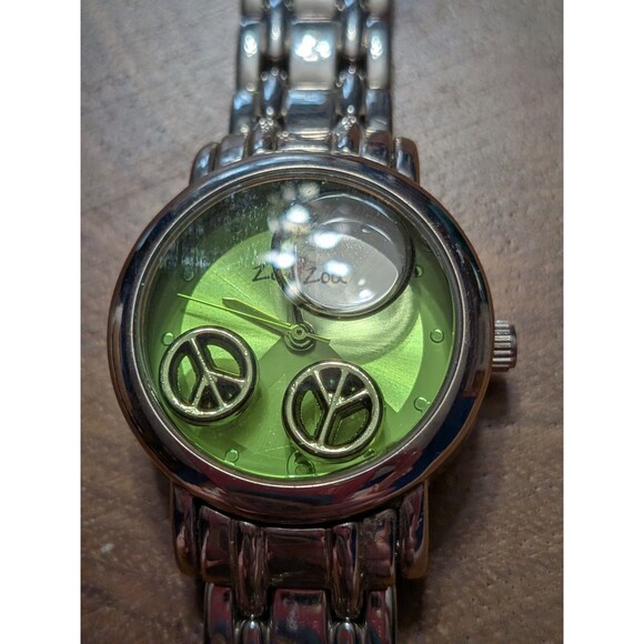 Zou Zou Women’s Quartz Watch - Peace Sign Detail, Groovy Green Dial, Y2K Style - Picture 2 of 7